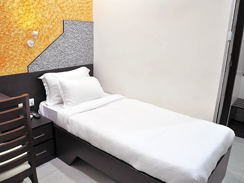 Savera A Luxury Business Hotel