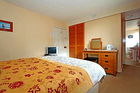 Deluxe Double Room with Shower