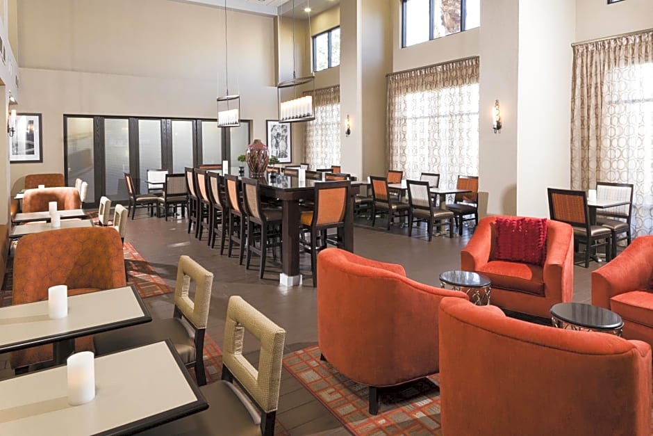 Hampton Inn & Suites Las Vegas South