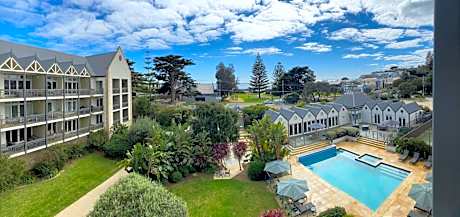 Portsea Village Resort