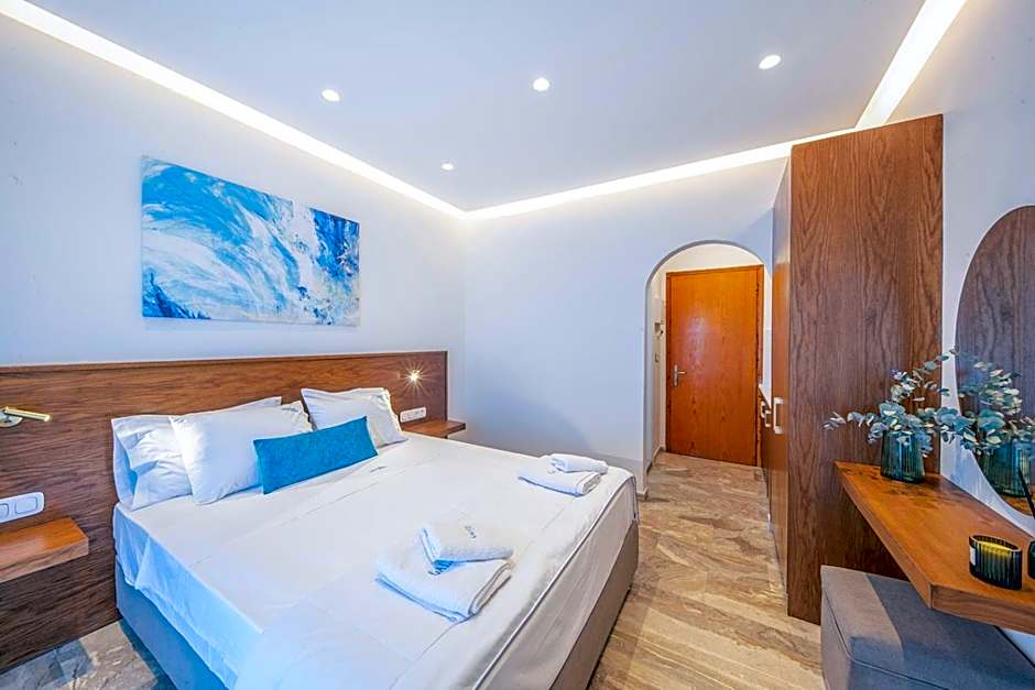 Galatia Studios and Apartments