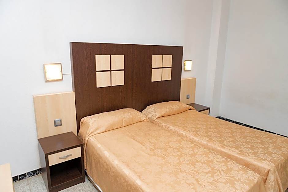 Photo 1 of 5 of Double Room (2 Adults + 1 Child )