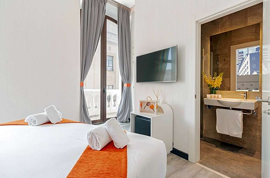 OH NICE REVELLIN CEUTA