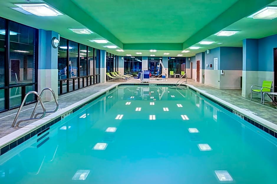 Holiday Inn Express Hotel & Suites Rochester Webster By IHG