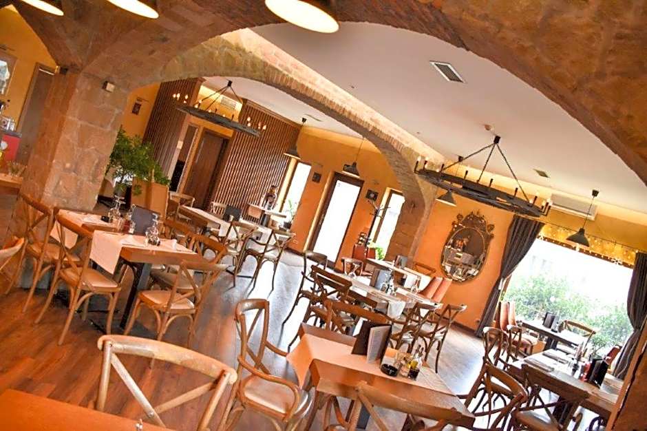 Garni Hotel Chicha - Winery ŠKRBIĆ