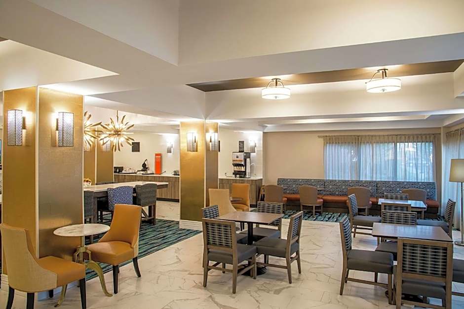 Hampton Inn By Hilton And Suites Jackson-Coliseum