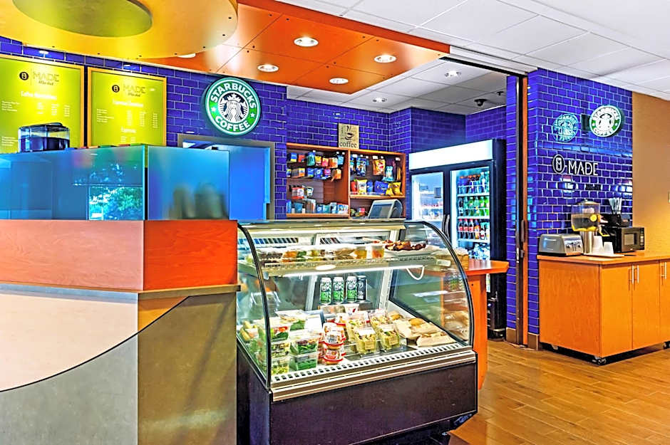 DoubleTree by Hilton Roseville Minneapolis