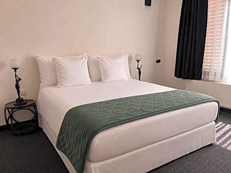 Basic Small Double Room