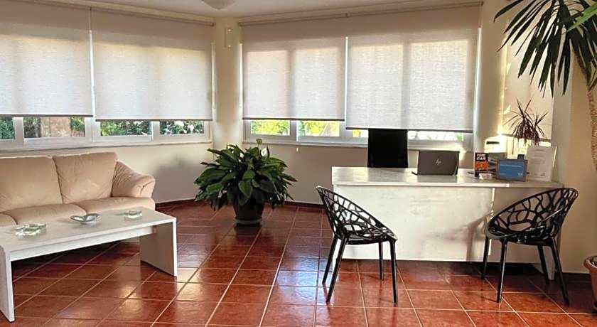 Iolkos Hotel Apartments