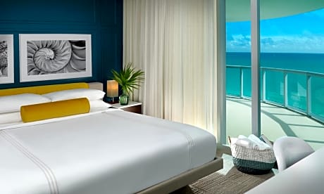 One-Bedroom Partial Ocean View Suite