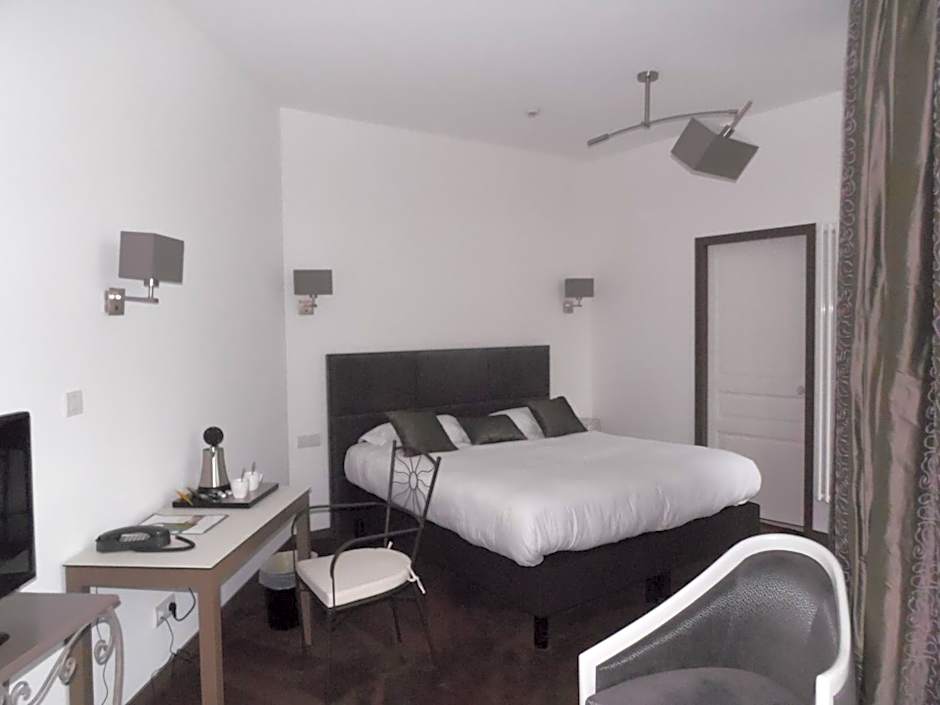 Clos de Vallombreuse, The Originals Relais (Relais du Silence)