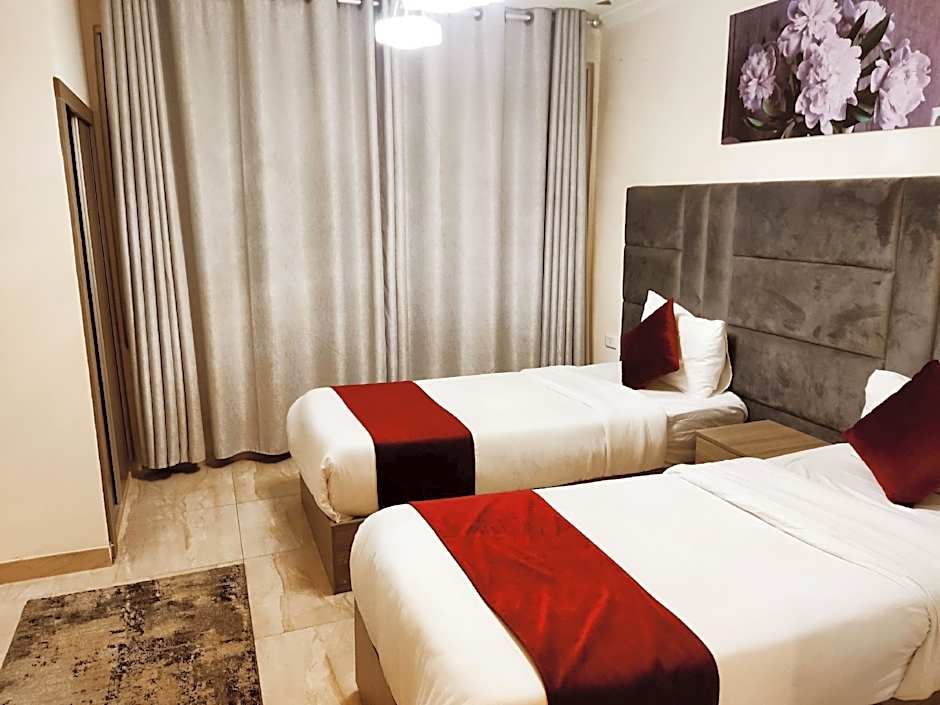 Golden Hotel