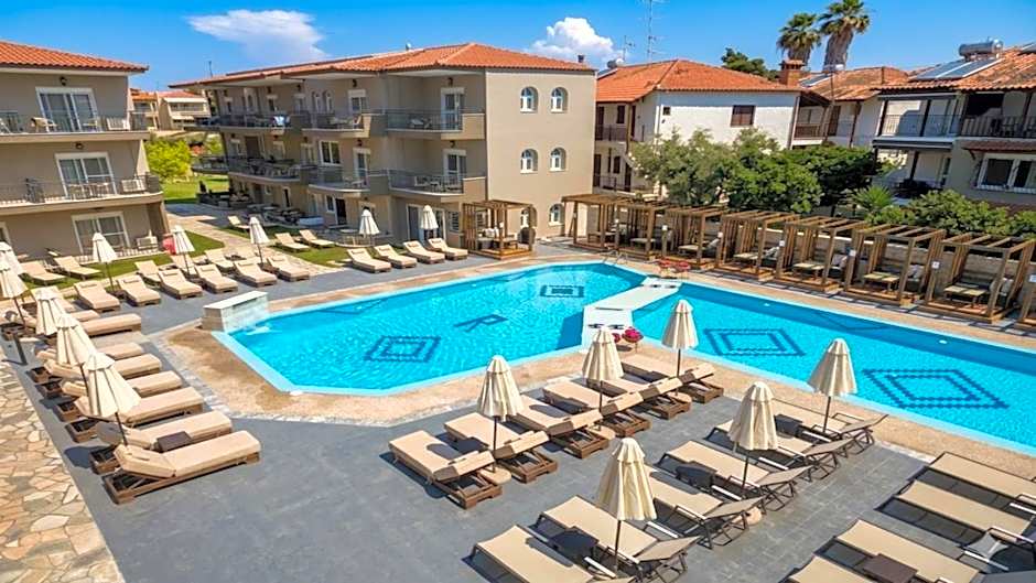Royal Hotel and Suites