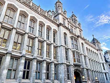 Deluxe Entire Apartment Between Covent Garden and St Pauls Cathedral