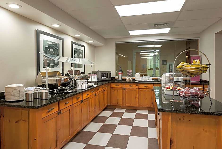 Hampton Inn By Hilton And Suites Charlotte/Pineville