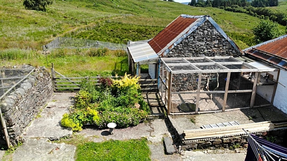 Garrison Farm with Hot Tub