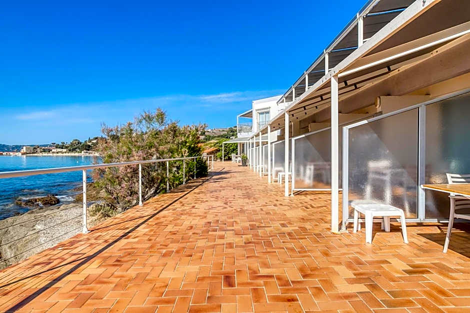 Roc Hotel - Hôtel 4 étoiles les pieds dans l'eau