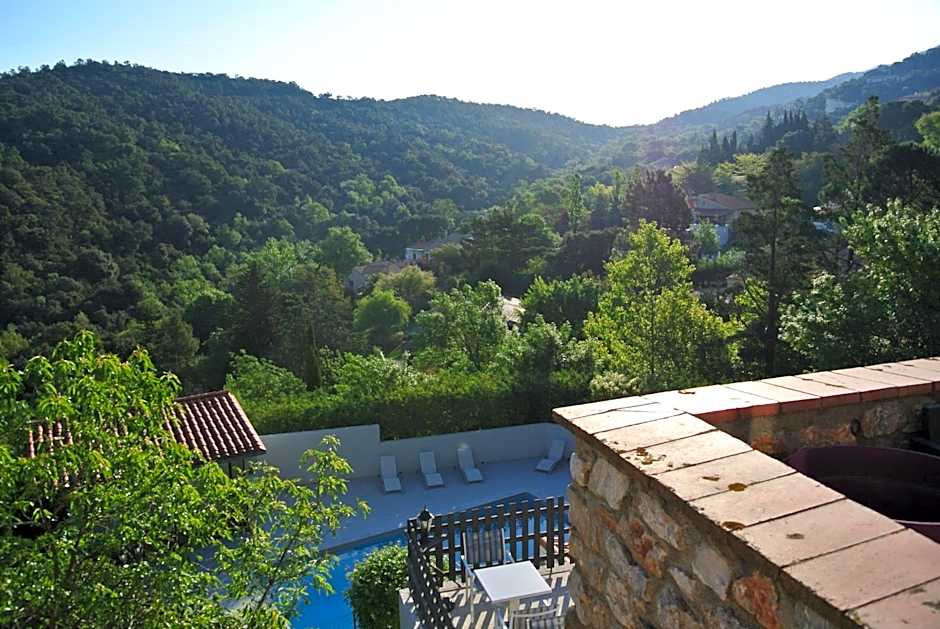 Le Relais Des Chartreuses