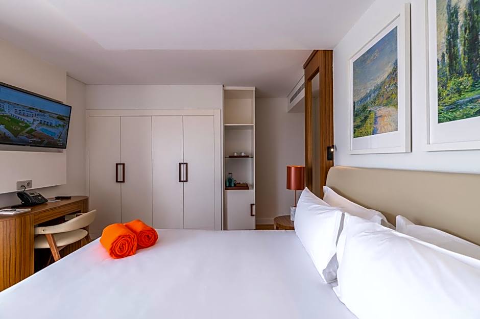 Regency Salgados Hotel and Spa