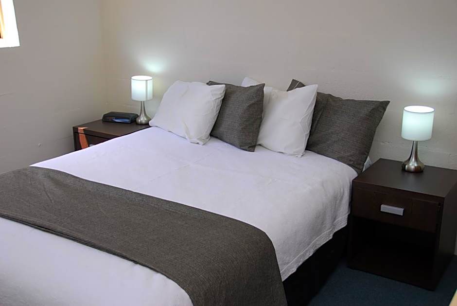 Summit Ridge Alpine Lodge