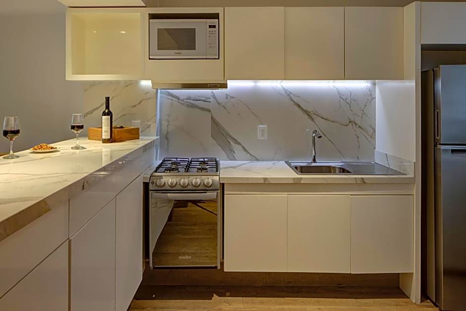 Reforma Guest House