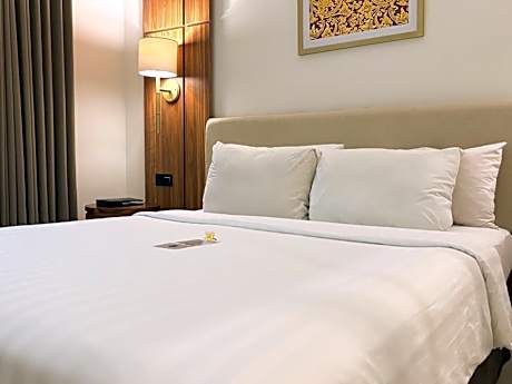 DELUXE DOUBLE/TWIN ROOM