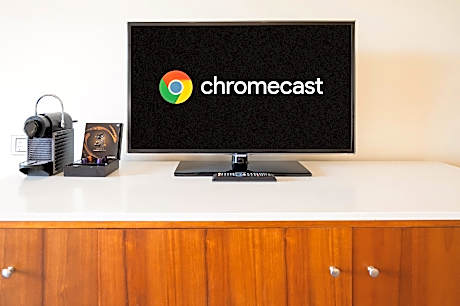 Premium Deluxe King Room Water Views 1 King Bed With Single Spa