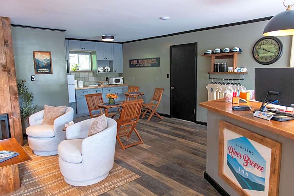 Townsend River Breeze Inn