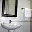 Hotel The Originals du Grand Monarque Nantes Gare