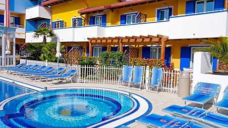 Villa with Balcony (2 Adults + 2 Children)