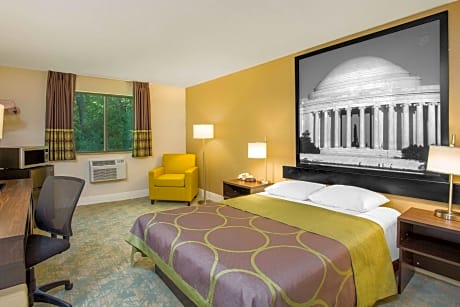 1 Queen Bed Non-Smoking