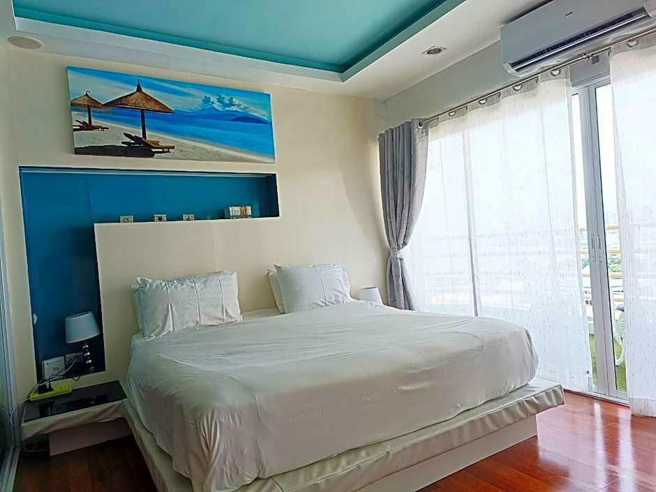 View Talay 6 Pattaya Beach Condominium by Honey