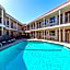Rodeway Inn Magic Mountain Area