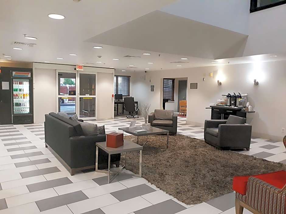 Country Inn & Suites by Radisson, DFW Airport South, TX