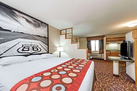1 King Bed Studio Suite Smoking