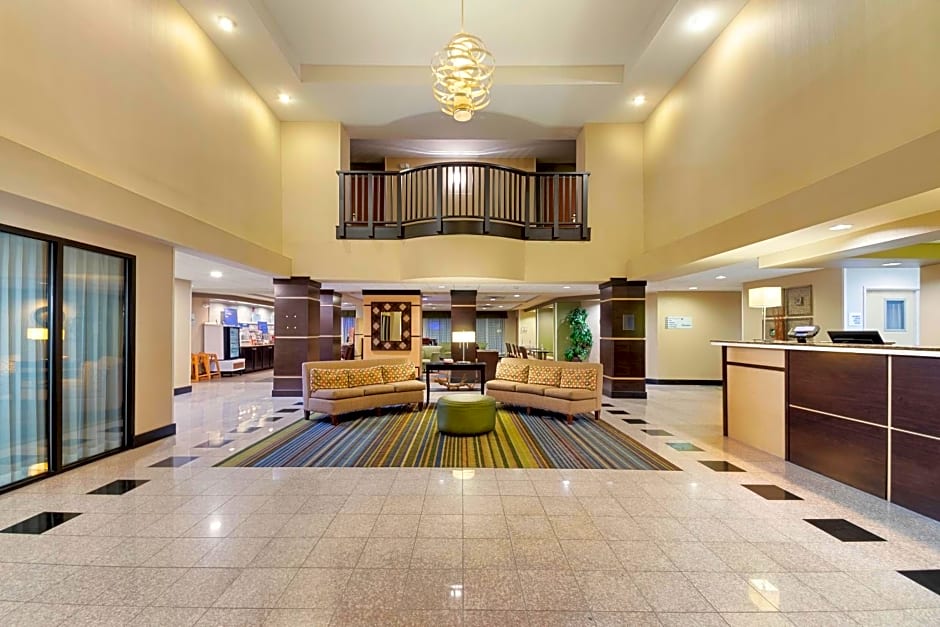 Holiday Inn Express Bloomington West