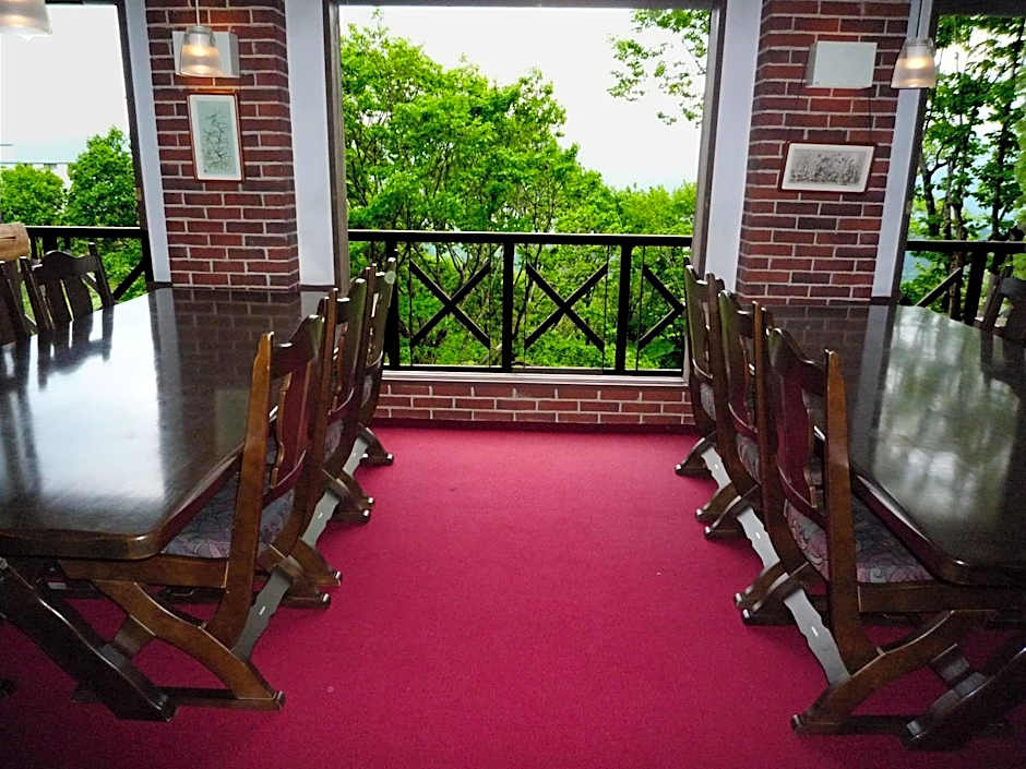 Fujio Pension Madarao Apartment Hotel & Restaurant