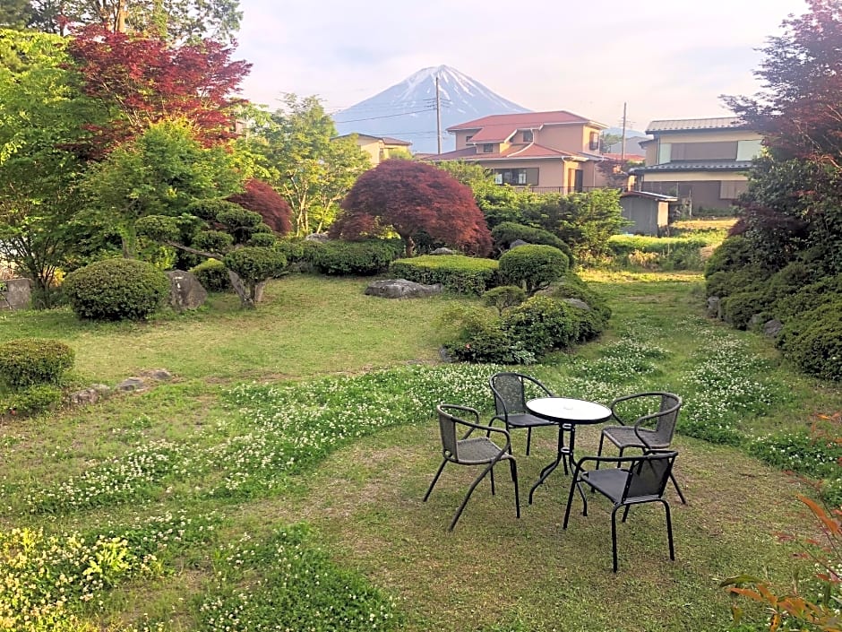 HOSTEL MICHIKUSA-YA