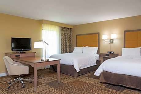 Room with Two Queen Beds - Non-Smoking