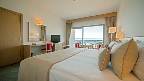 Standard Double or Twin Room with Sea View