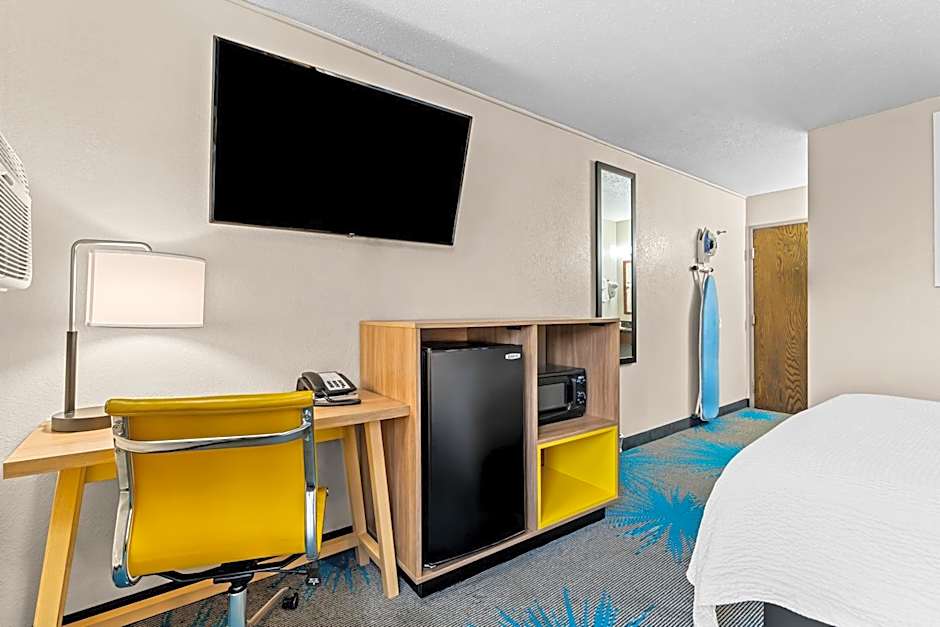 Days Inn by Wyndham Sioux Falls