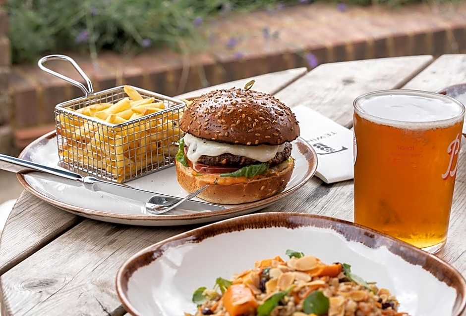 Tewinbury Farm Hotel