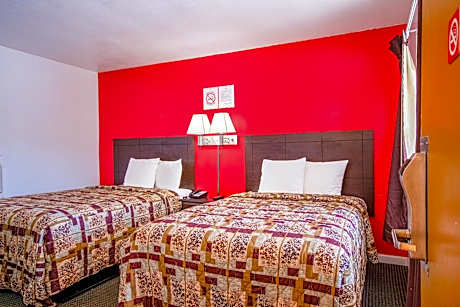 2 Queen Beds Non-Smoking