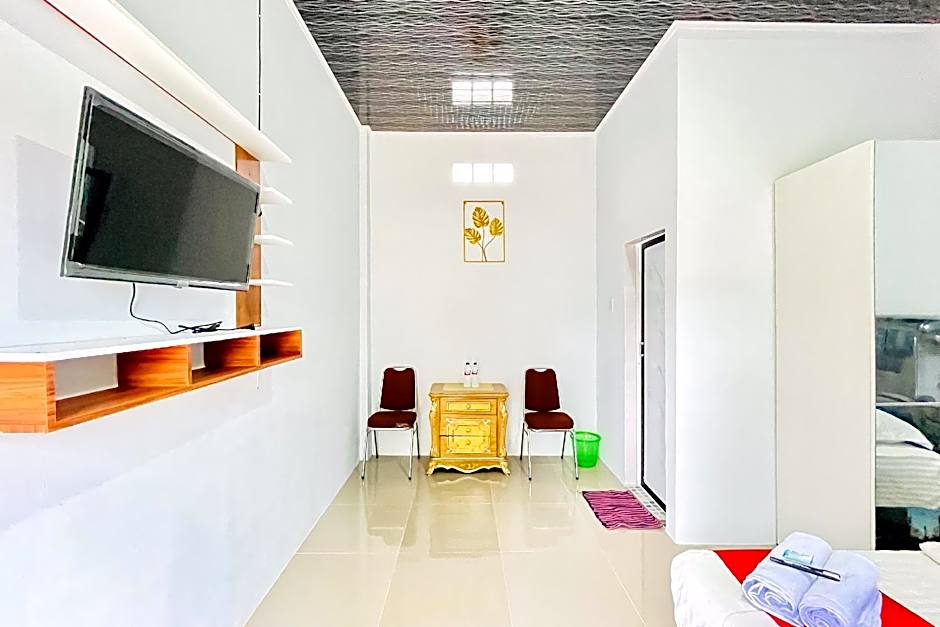 RedDoorz @ MG House Siantar Timur