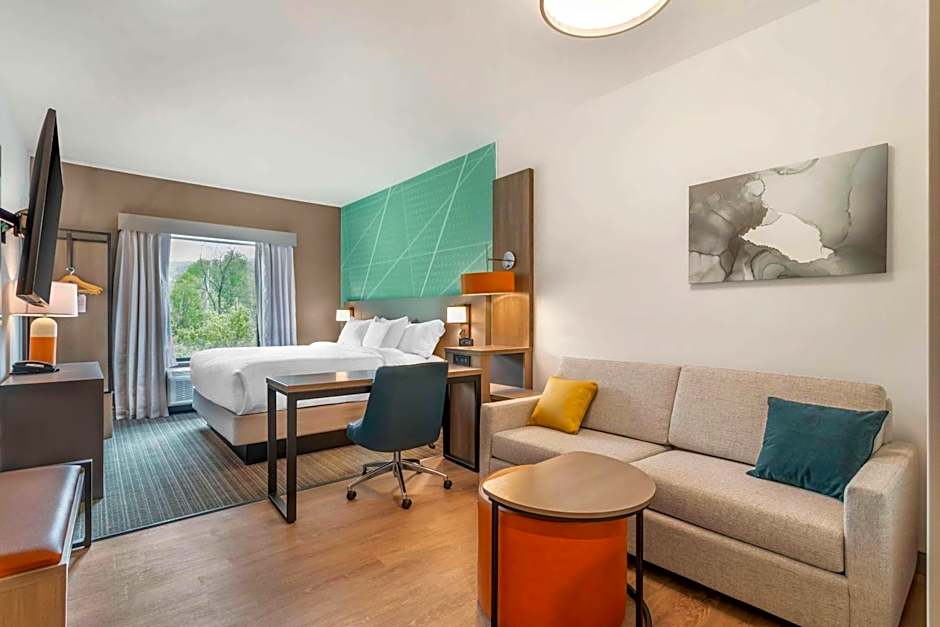 Comfort Suites Gatlinburg Downtown-Convention Center