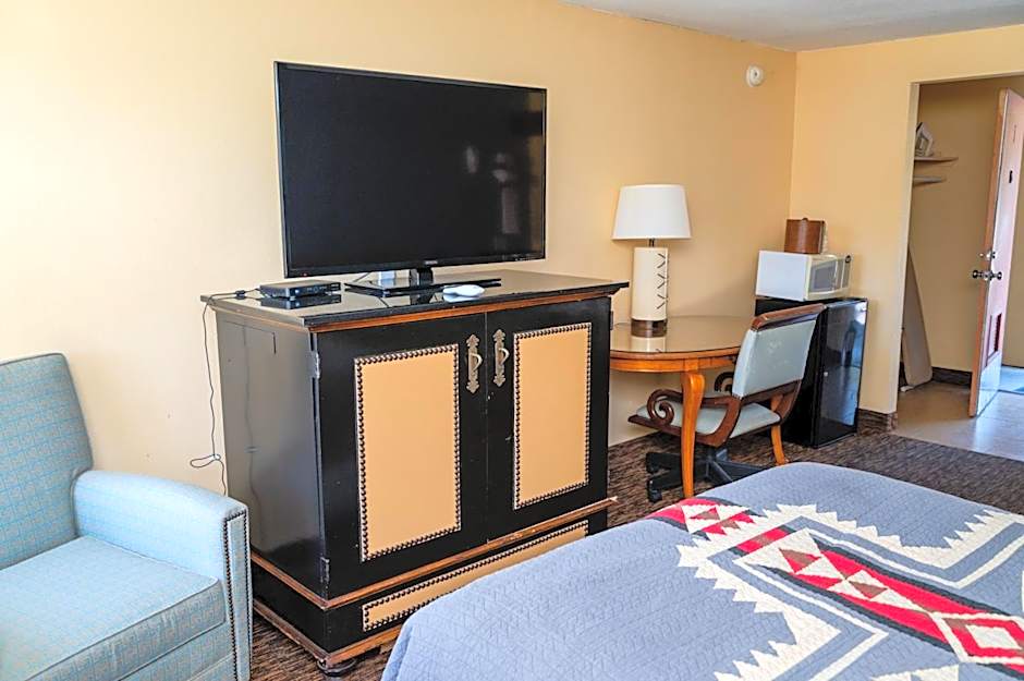 Columbia Gorge Inn