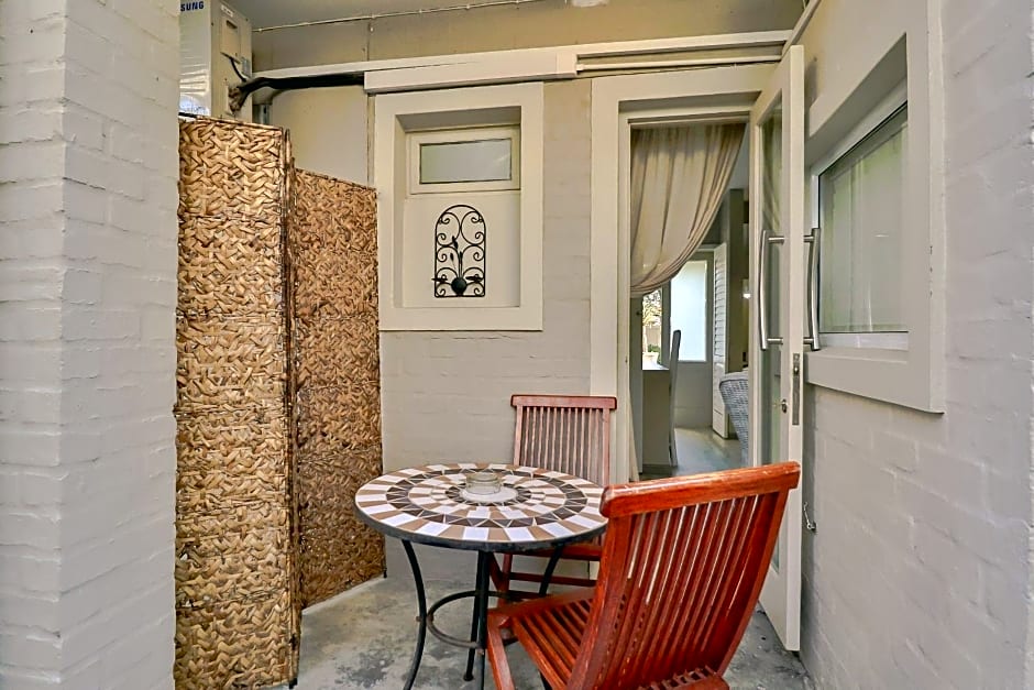 Hermanus Lodge on the Green - Solar Power