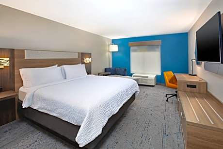 1 King Bed Standard