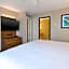 Holiday Inn Express Hotel & Suites Petoskey By IHG