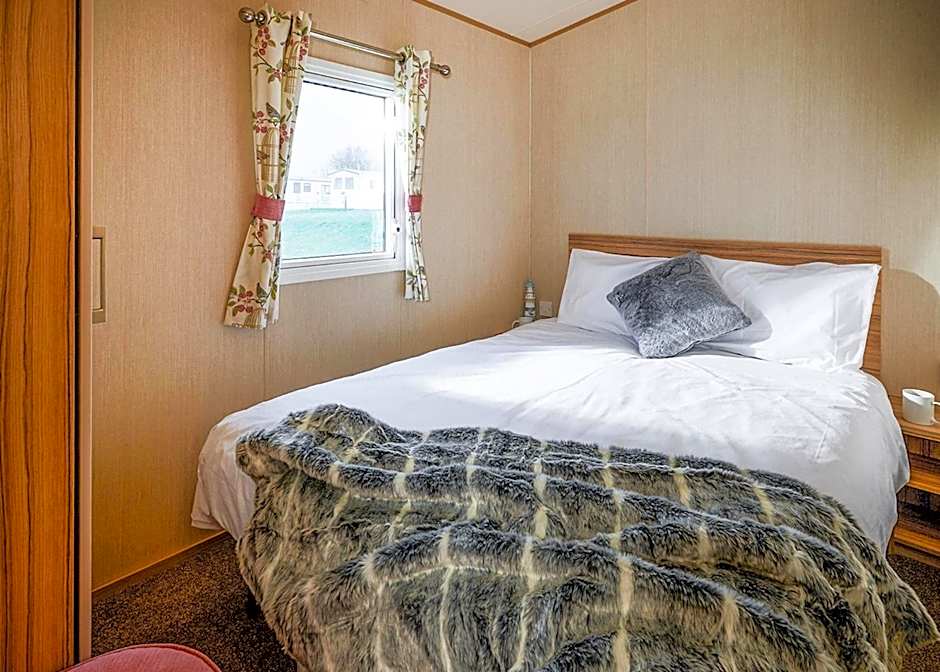 Meadow Lakes Holiday Park